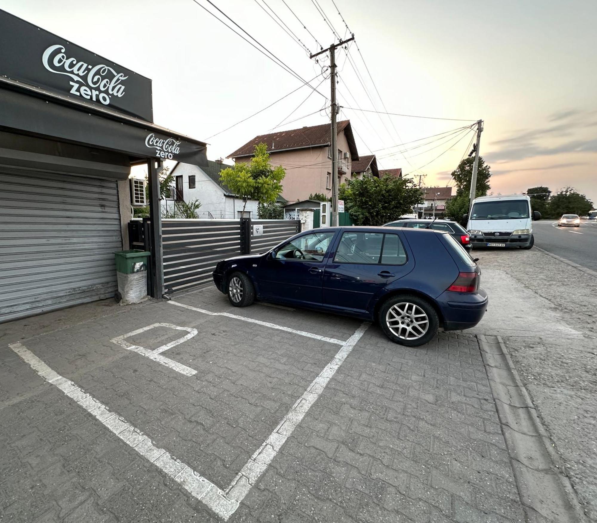 Lovely Apartments Free Street Parking Novi Sad Exterior foto